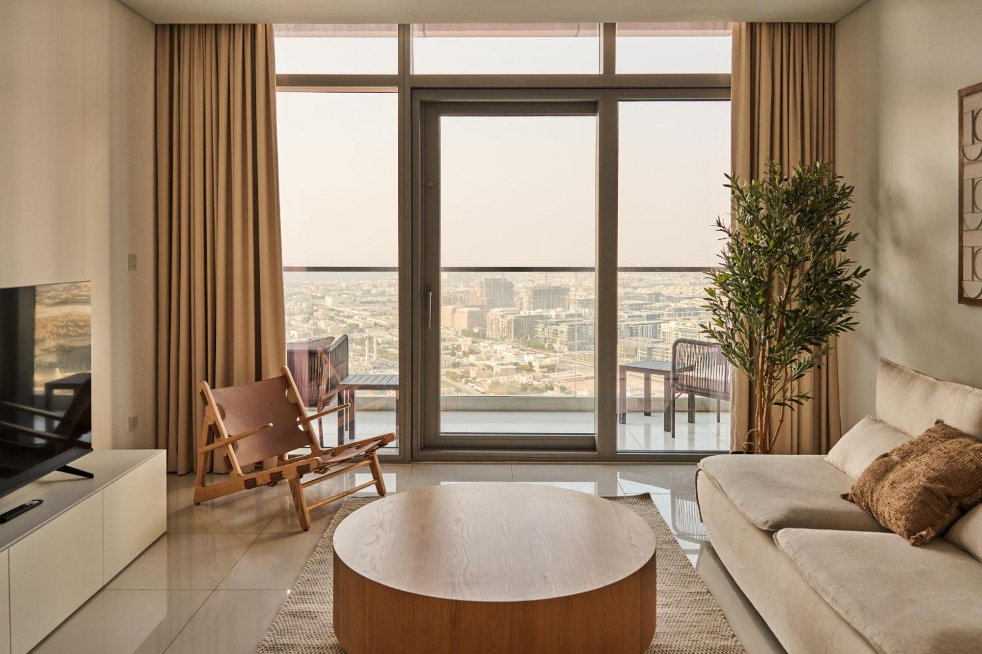 شقة 2bd Paramount Midtown - 6 Guests - Burj Views 64th Floor Infinity Pool, King Bed دبي