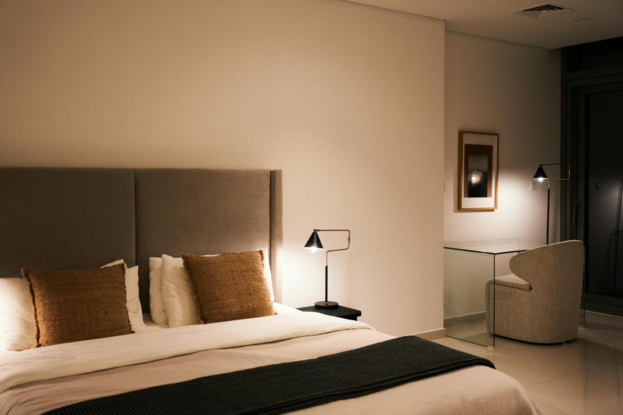 2bd Paramount Midtown - 6 Guests - Burj Views 64th Floor Infinity Pool, King Bed دبي