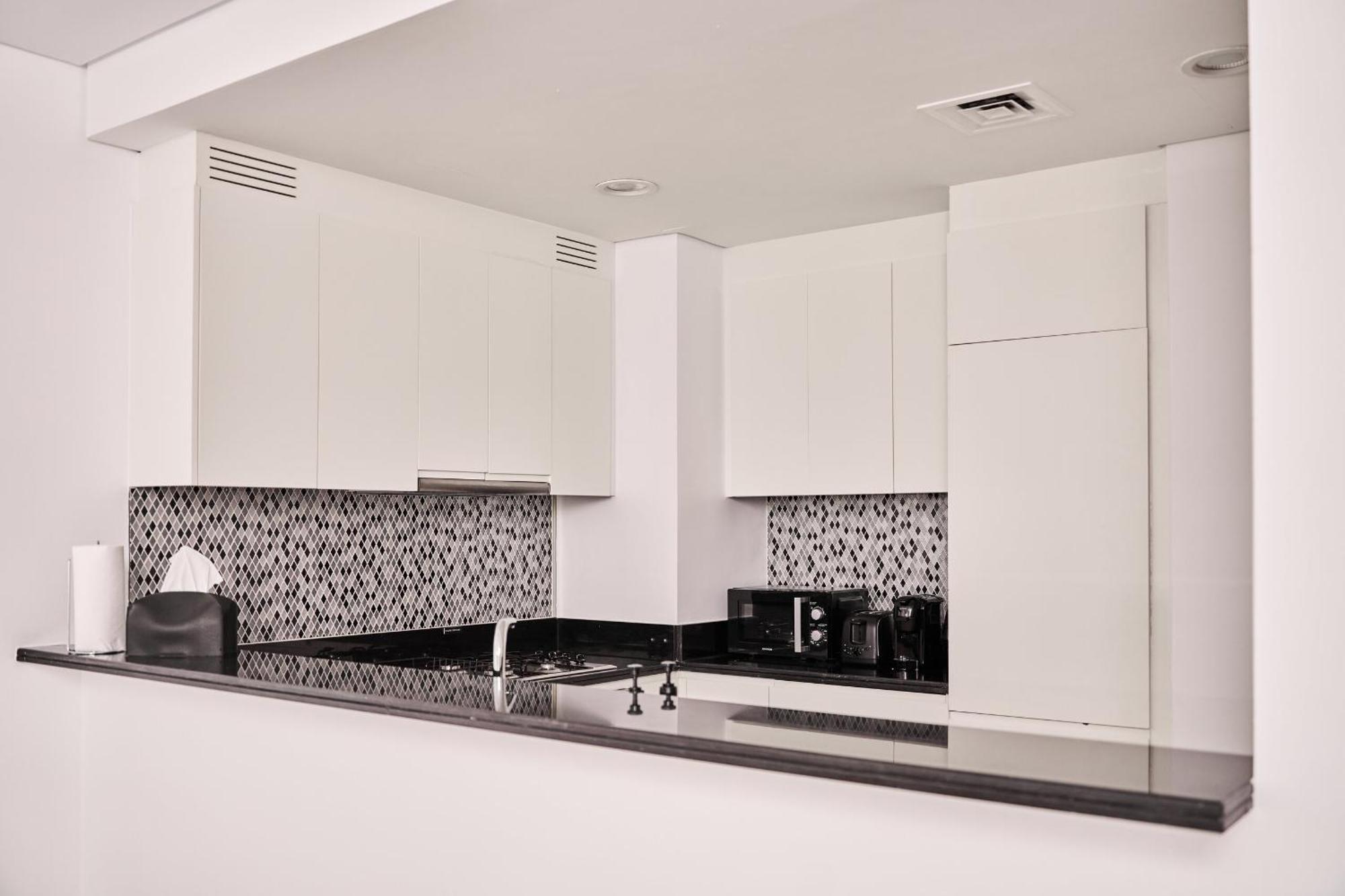 2bd Paramount Midtown - 6 Guests - Burj Views 64th Floor Infinity Pool, King Bed شقة دبي